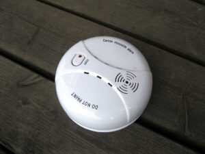 Carbon_monoxide_alarm